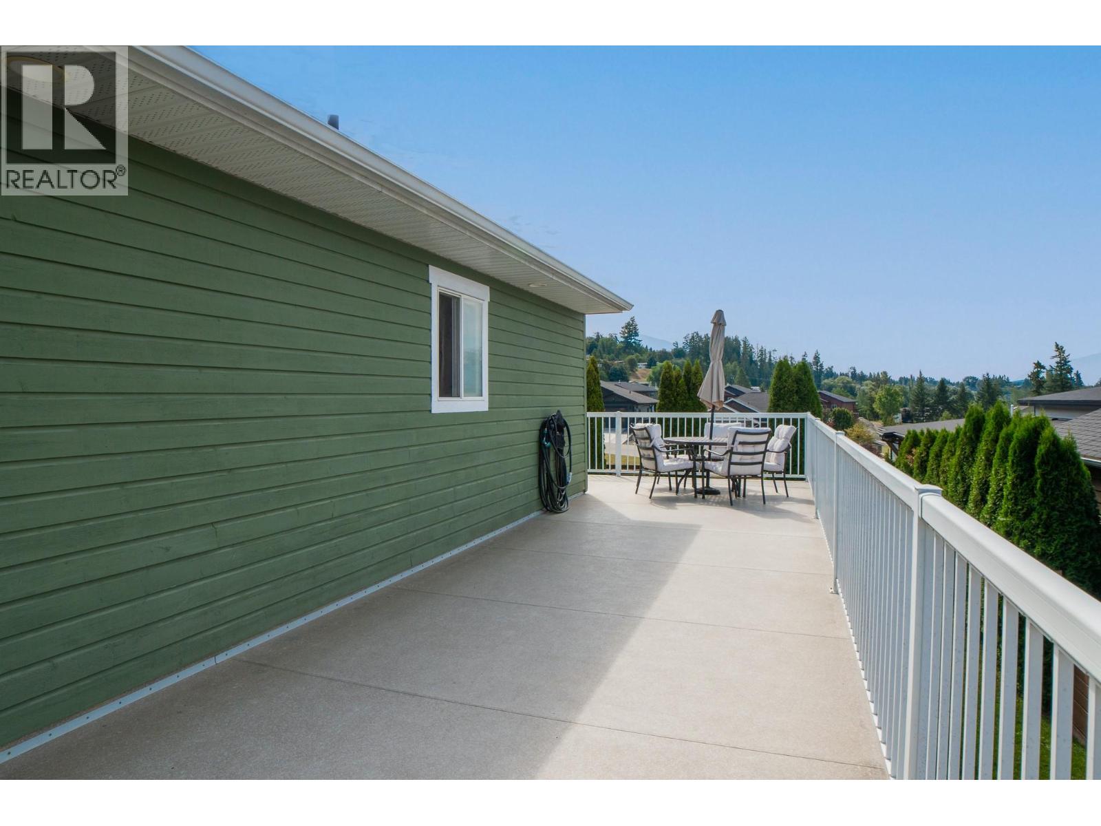 908 Purcell Crescent - 36
