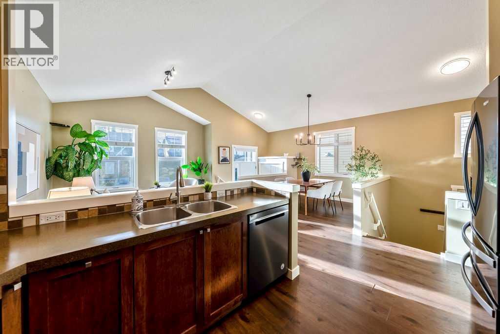 24 Elgin Meadows Manor SE - Image 11