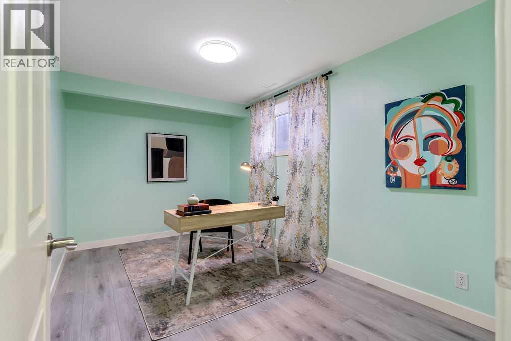 24 Elgin Meadows Manor SE - Image 31