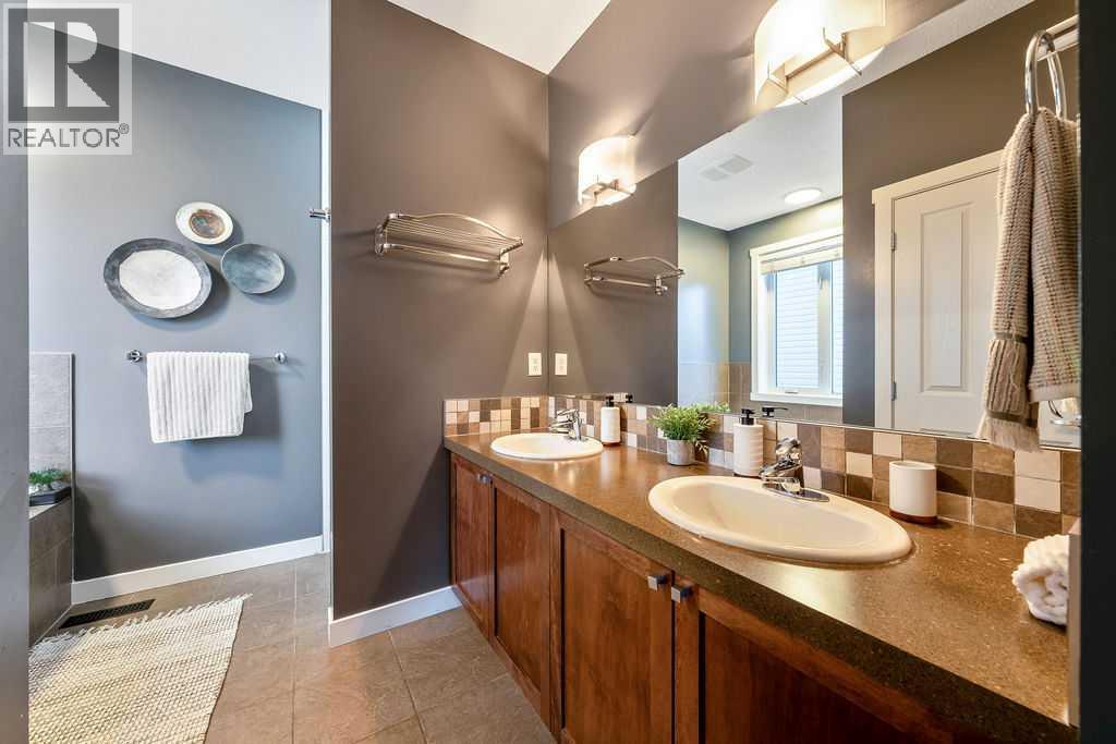 24 Elgin Meadows Manor SE - Image 15