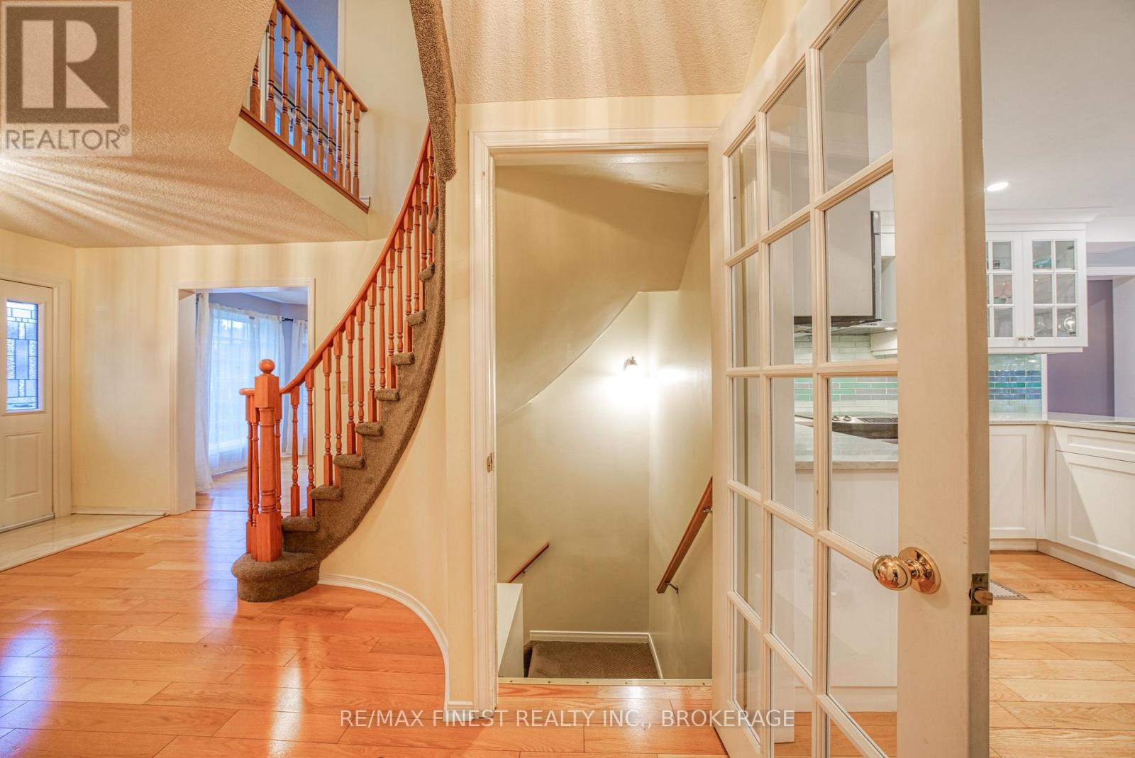 719 WOODSIDE DRIVE - 39