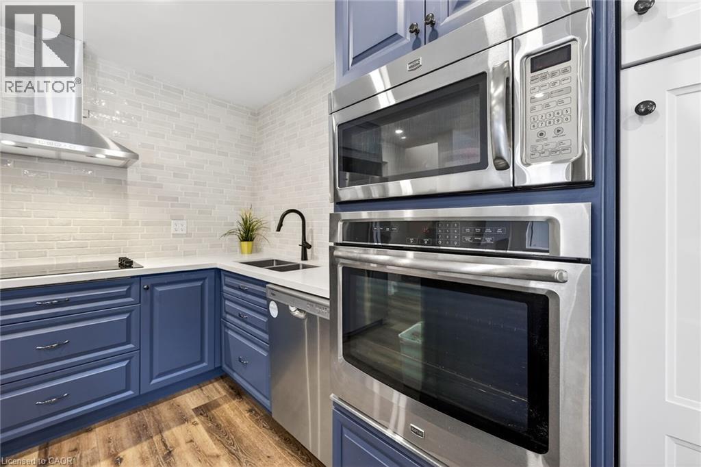255 MACNAB Street - Image 12