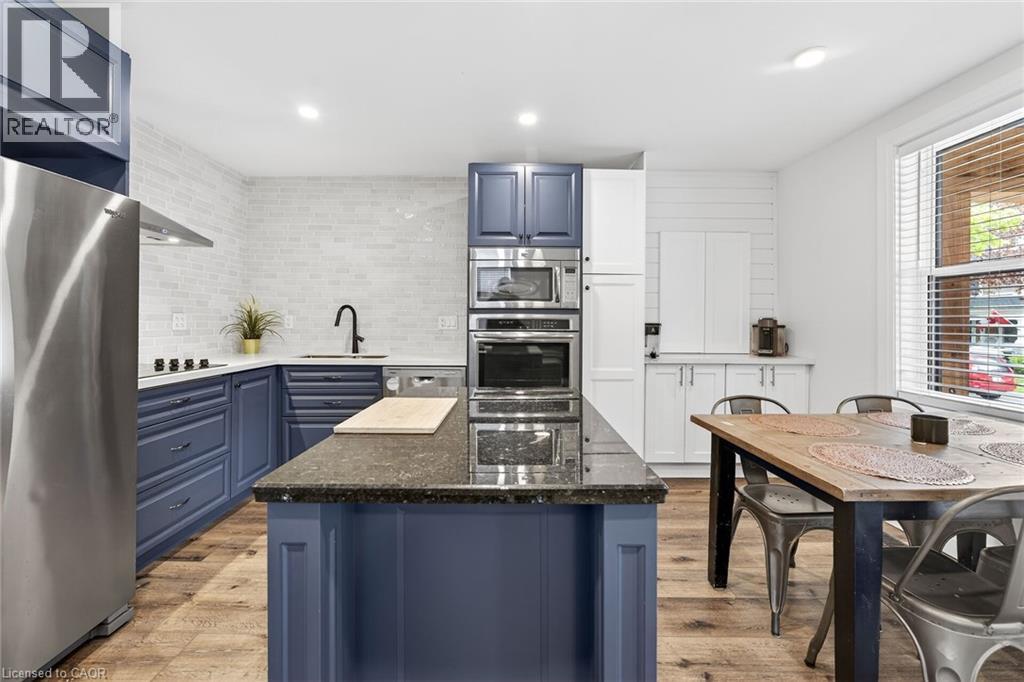 255 MACNAB Street - Image 14