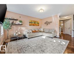 9518 Simpson Co Nw, Edmonton, AB T6R0T8 Photo 12