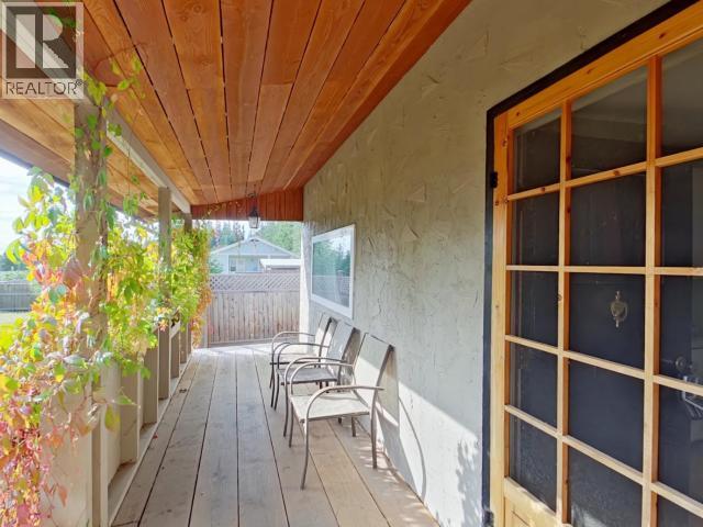 3010 OAK STREET - 14