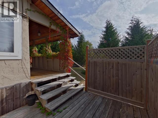 3010 OAK STREET - 18