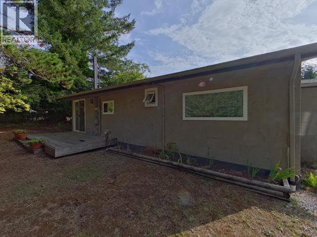 3010 OAK STREET - Image 19