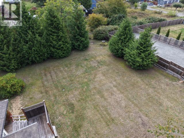 3010 OAK STREET - 24