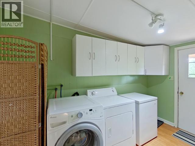 3010 OAK STREET - 5