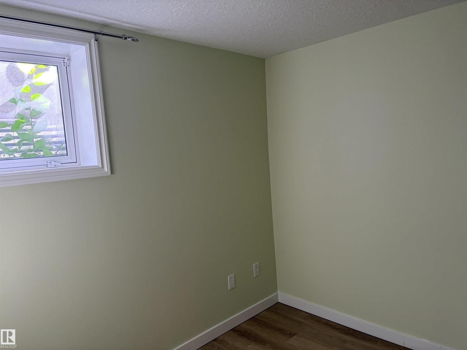 13219 107 ST NW - 48