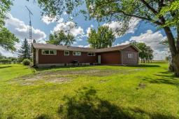 Recreation room - 5113 201 Highway E, Letellier, MB R0G1C0 Photo 7