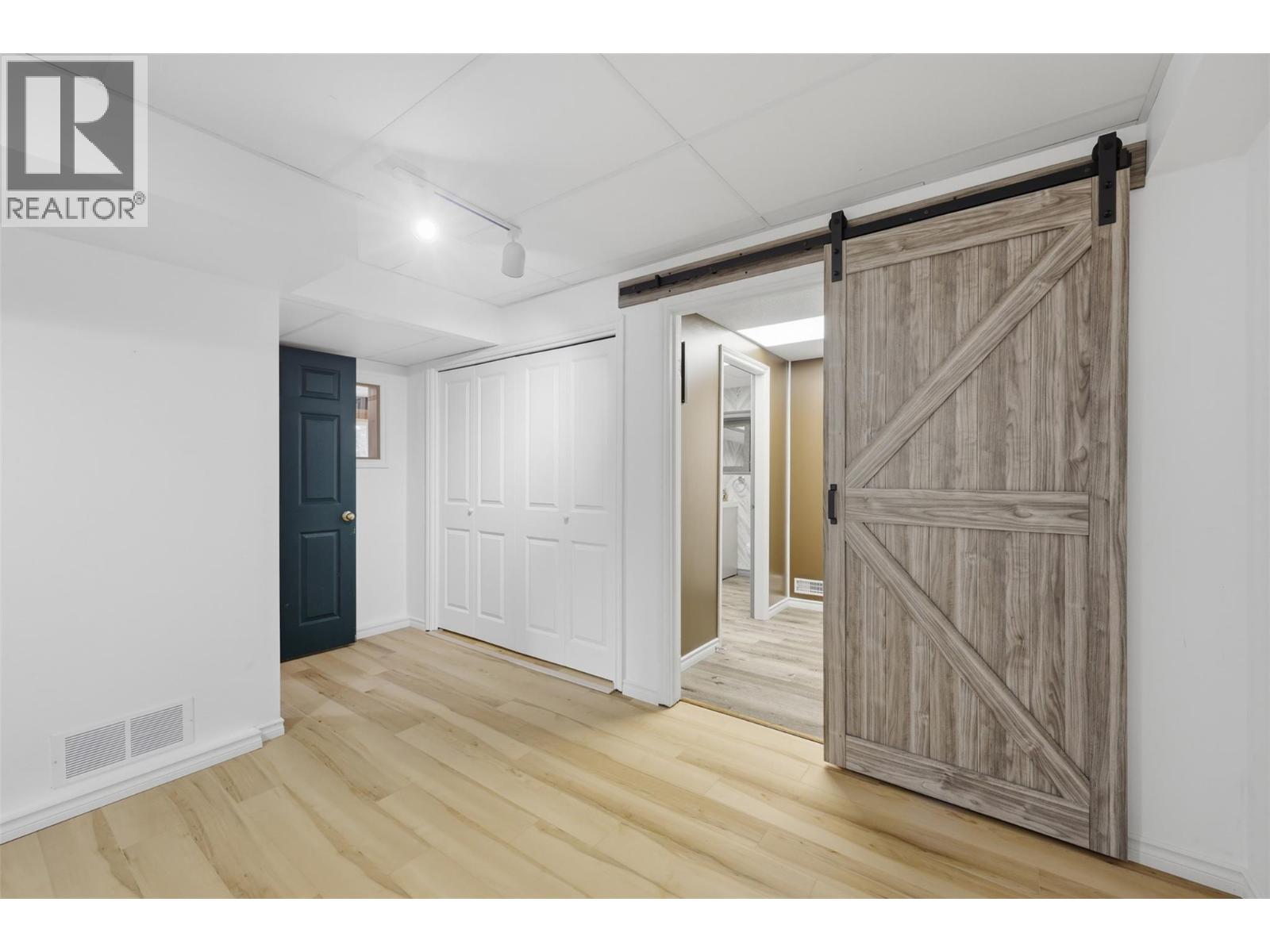 319 Basalt Drive, Logan Lake