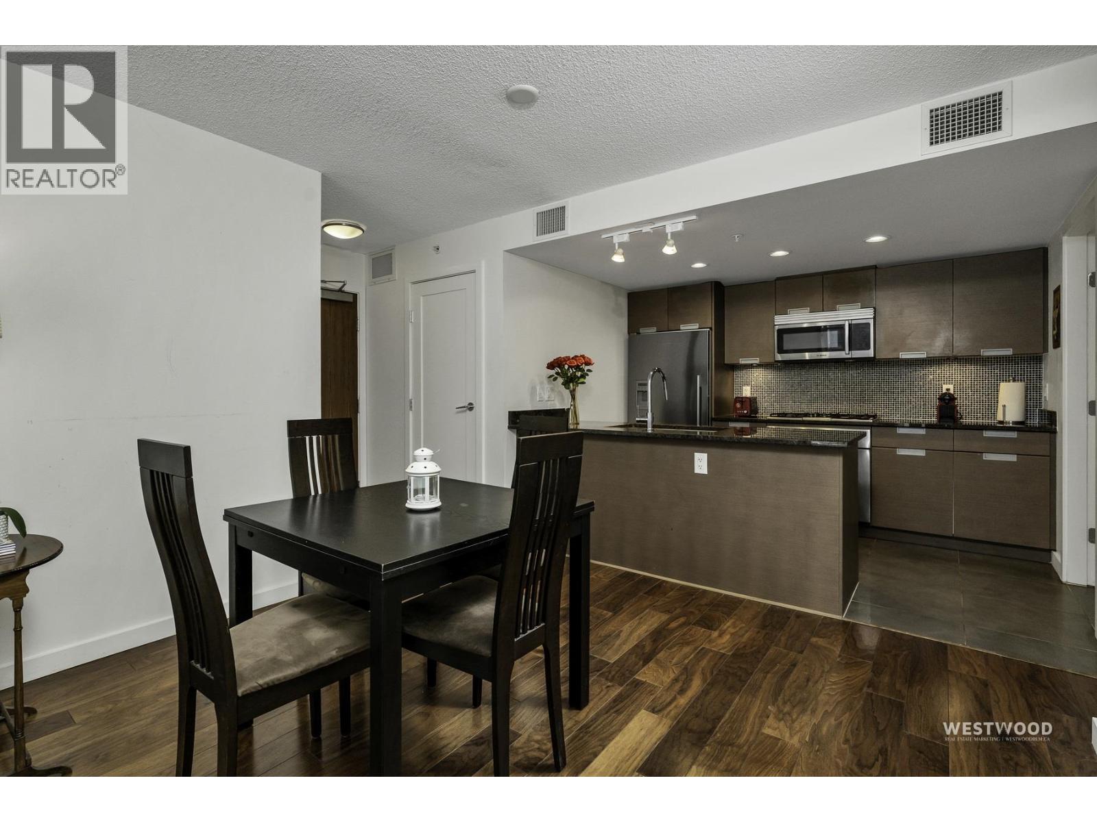 661 2080 W BROADWAY, Vancouver — photo 4