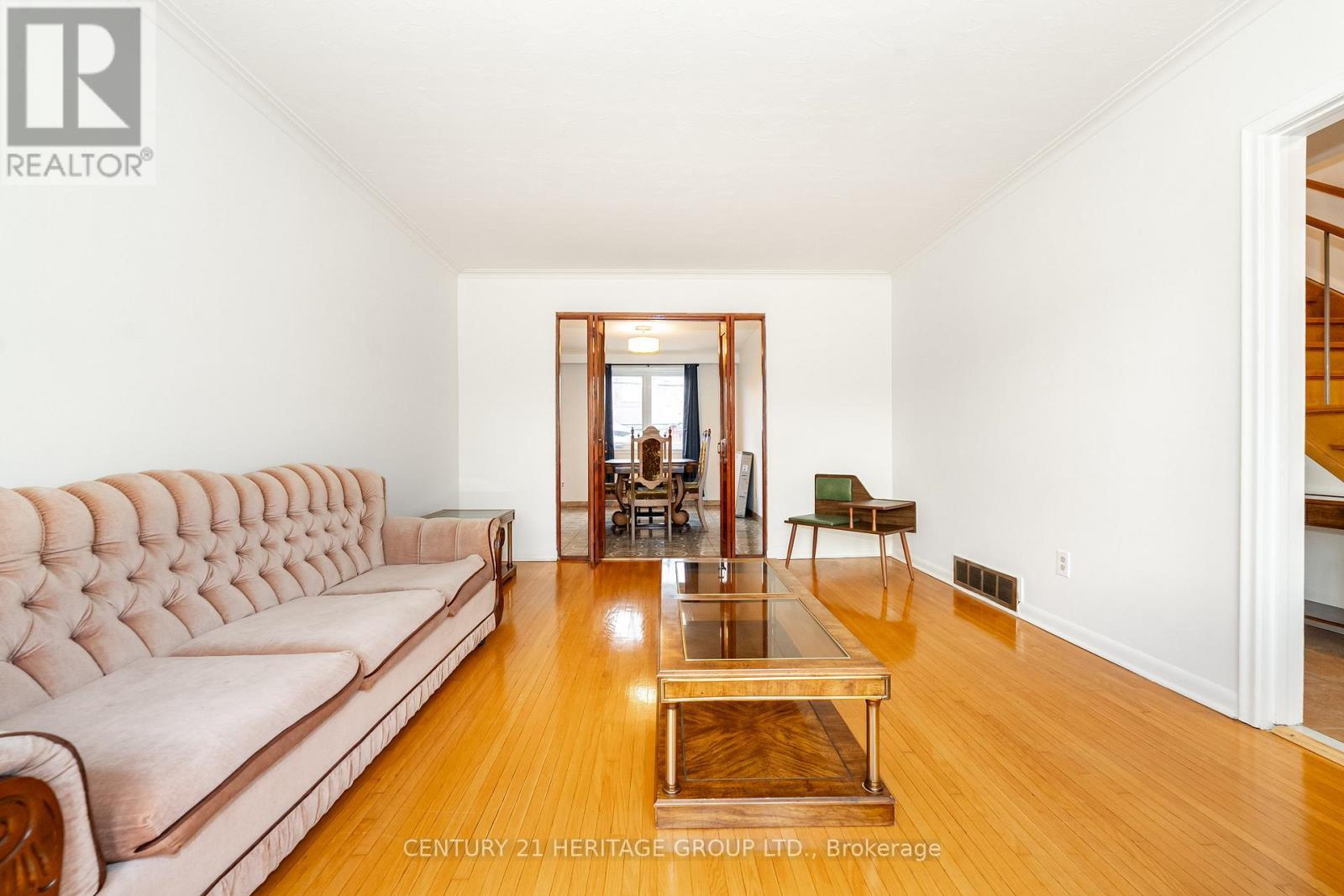 19 LANTOS COURT - 12