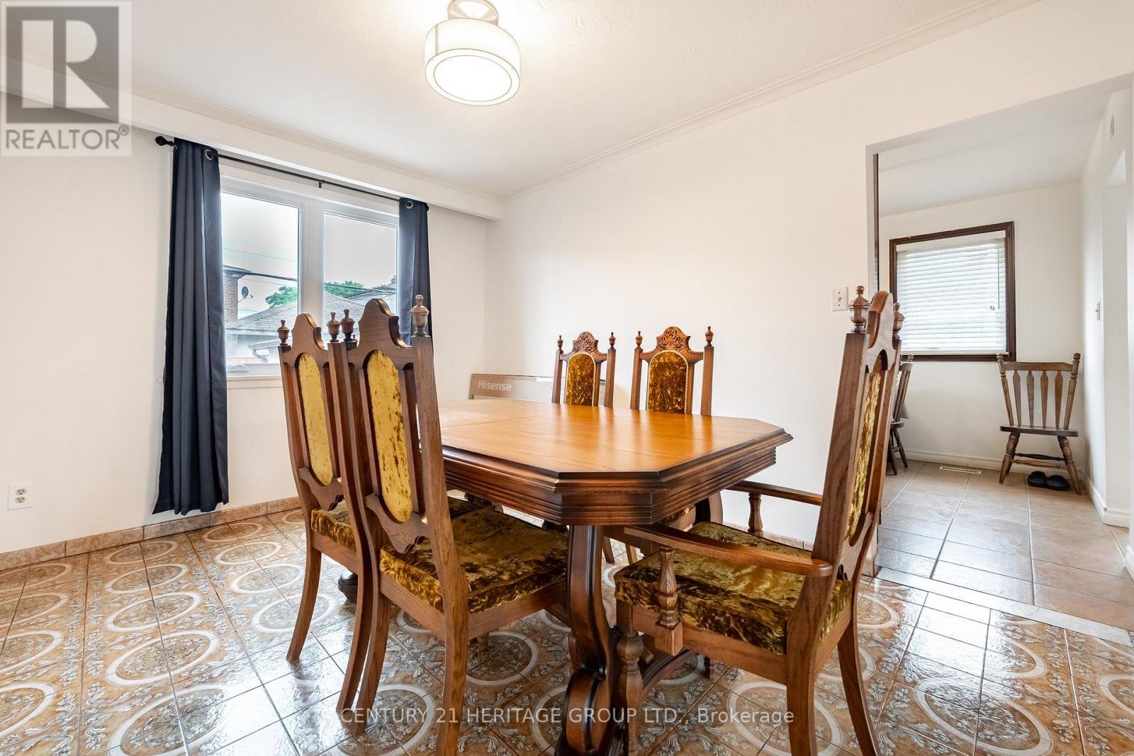 19 LANTOS COURT - 14
