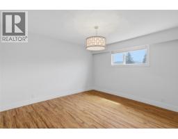 298 Juniper Avenue, Kamloops, BC V2B1H7 Photo 16