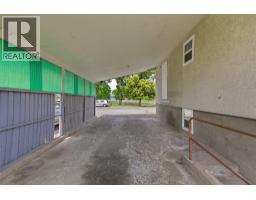 298 Juniper Avenue, Kamloops, BC V2B1H7 Photo 32