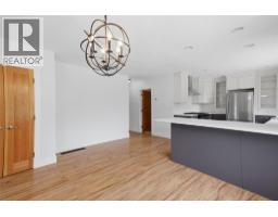 Primary Bedroom - 298 Juniper Avenue, Kamloops, BC V2B1H7 Photo 8