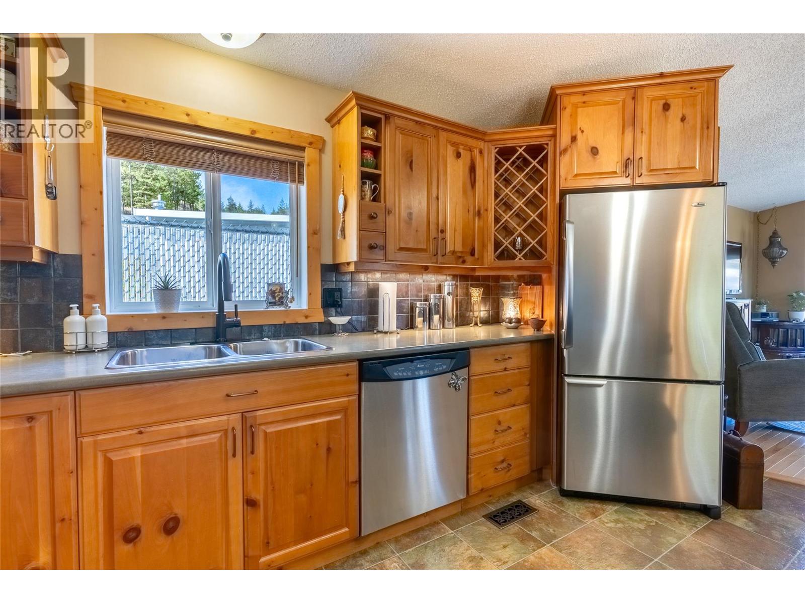 #86 1555 Howe Road - Image 7