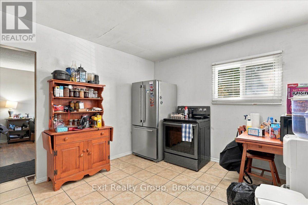 2298 HAMILTON ROAD, Quinte West (Sidney Ward) — photo 6