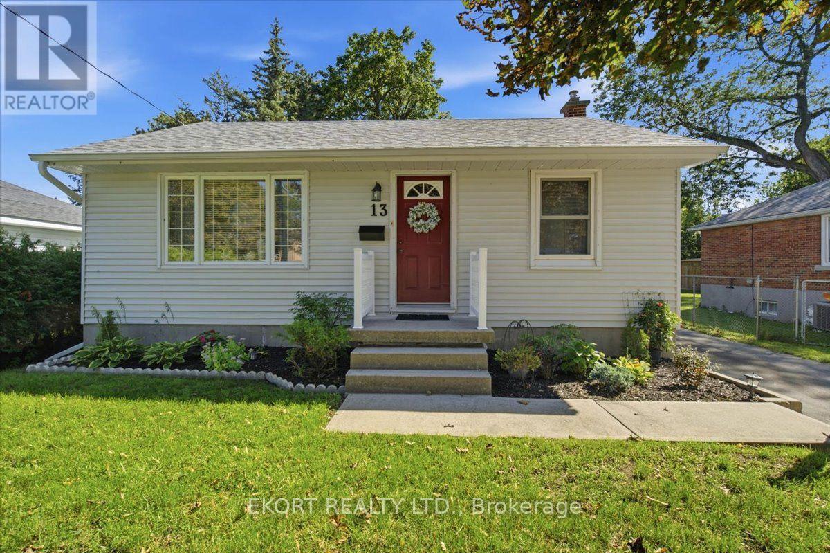 13 MONTGOMERY BOULEVARD - 1