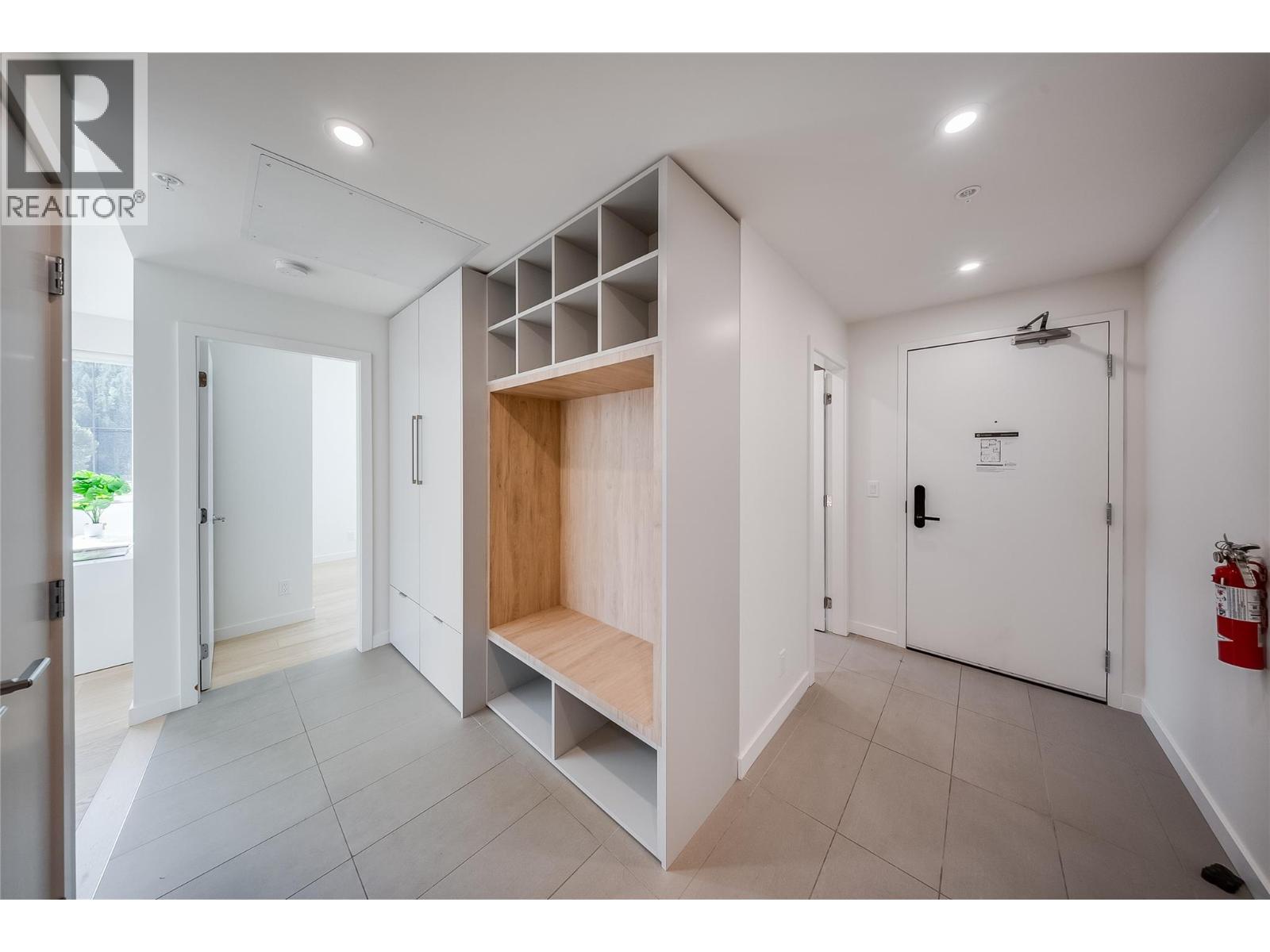 #327 4280 Red Mountain Road - Image 4