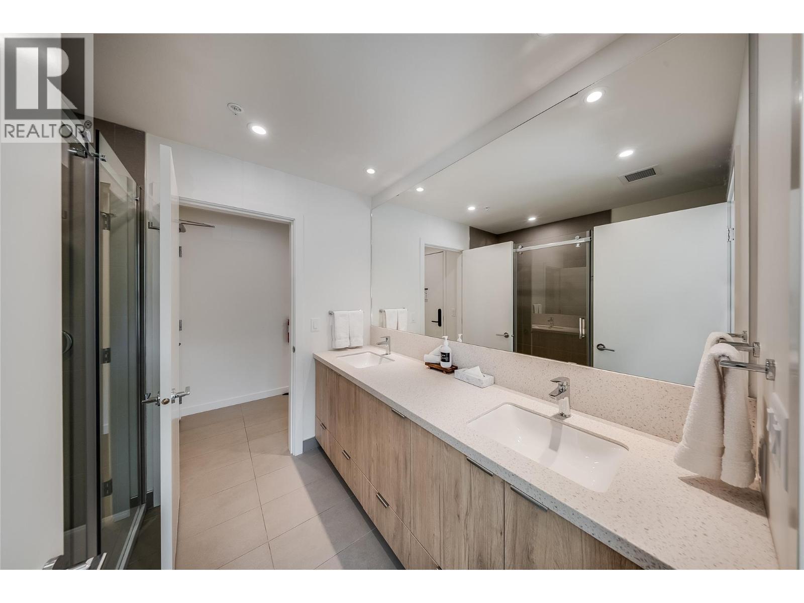 #327 4280 Red Mountain Road - 27