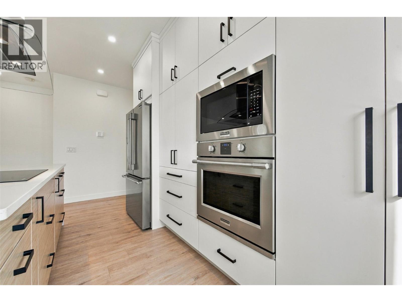 137 Whitefish Road - 11