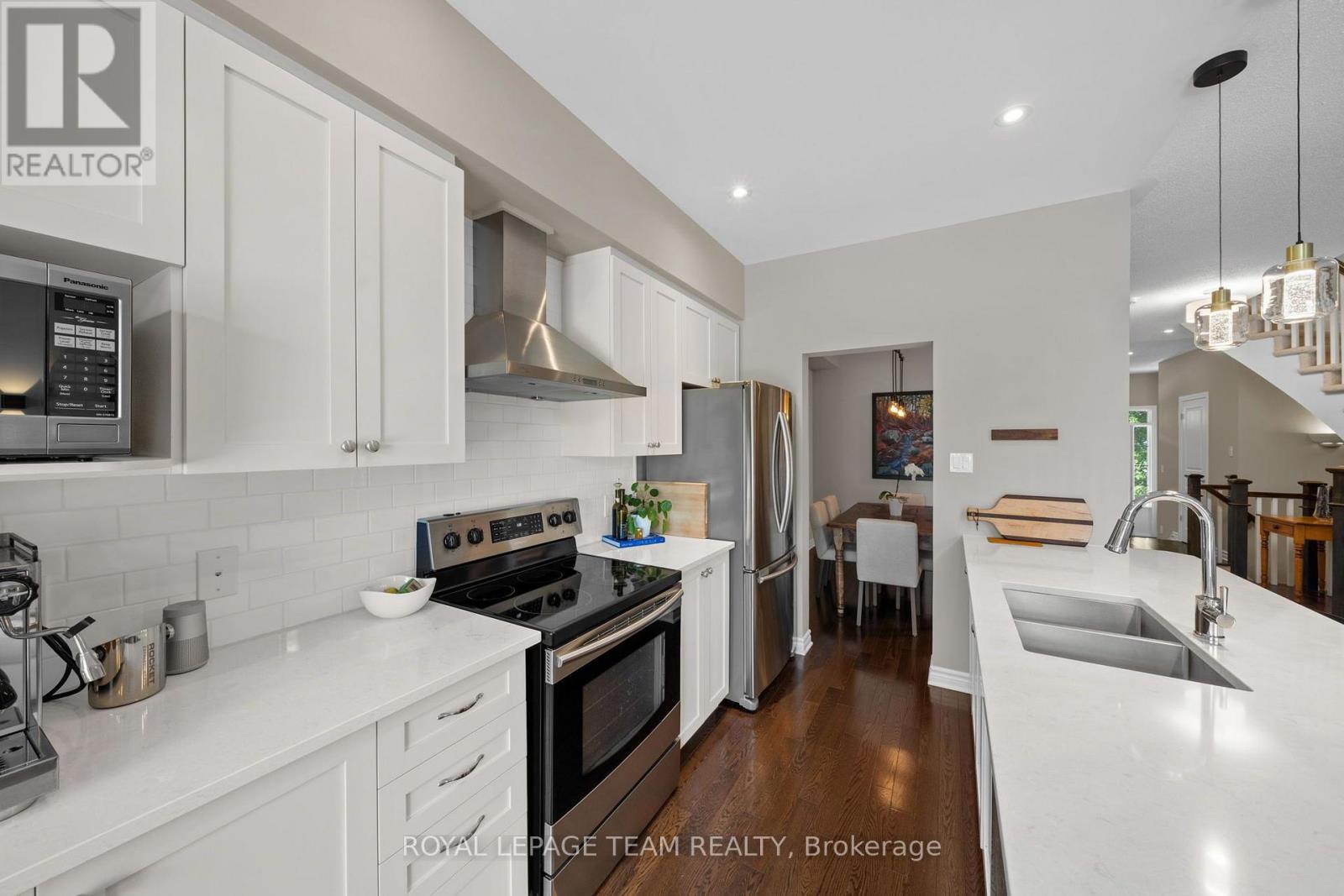 1196 TISCHART CRESCENT, Ottawa. Luxury613. By Peter Sagos - Image 12