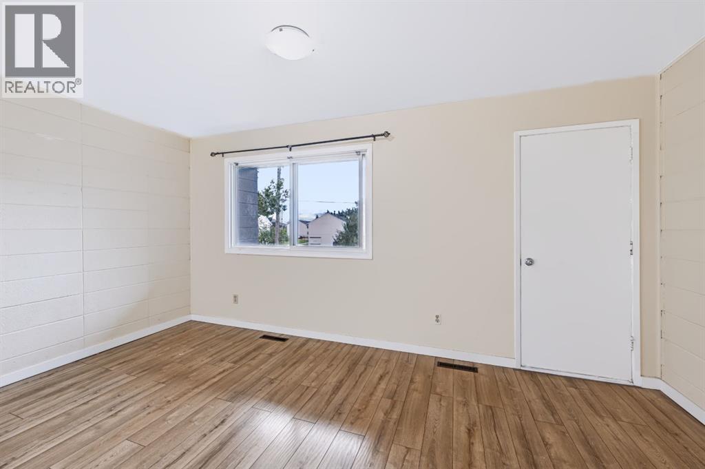 #110 2211 19 Street NE - 15