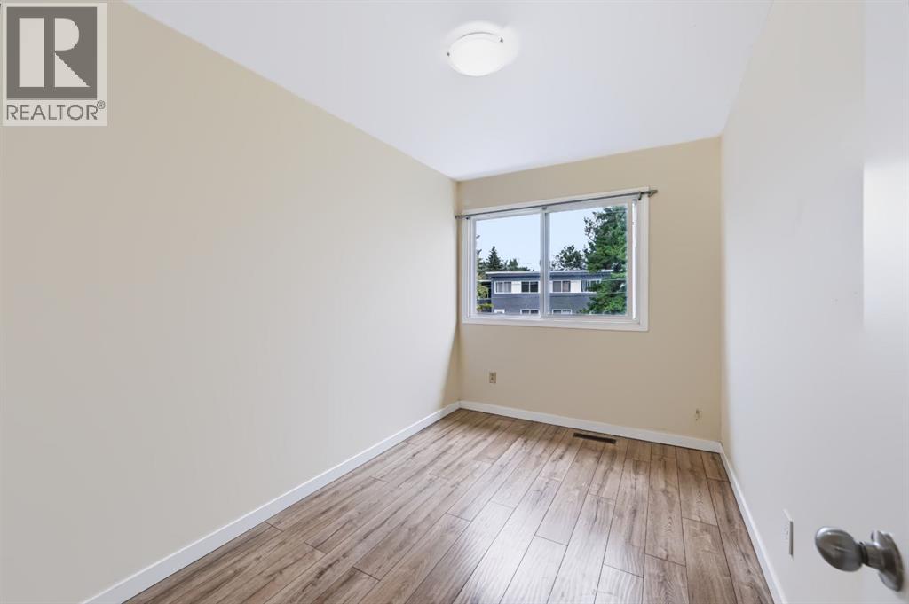 #110 2211 19 Street NE - 20