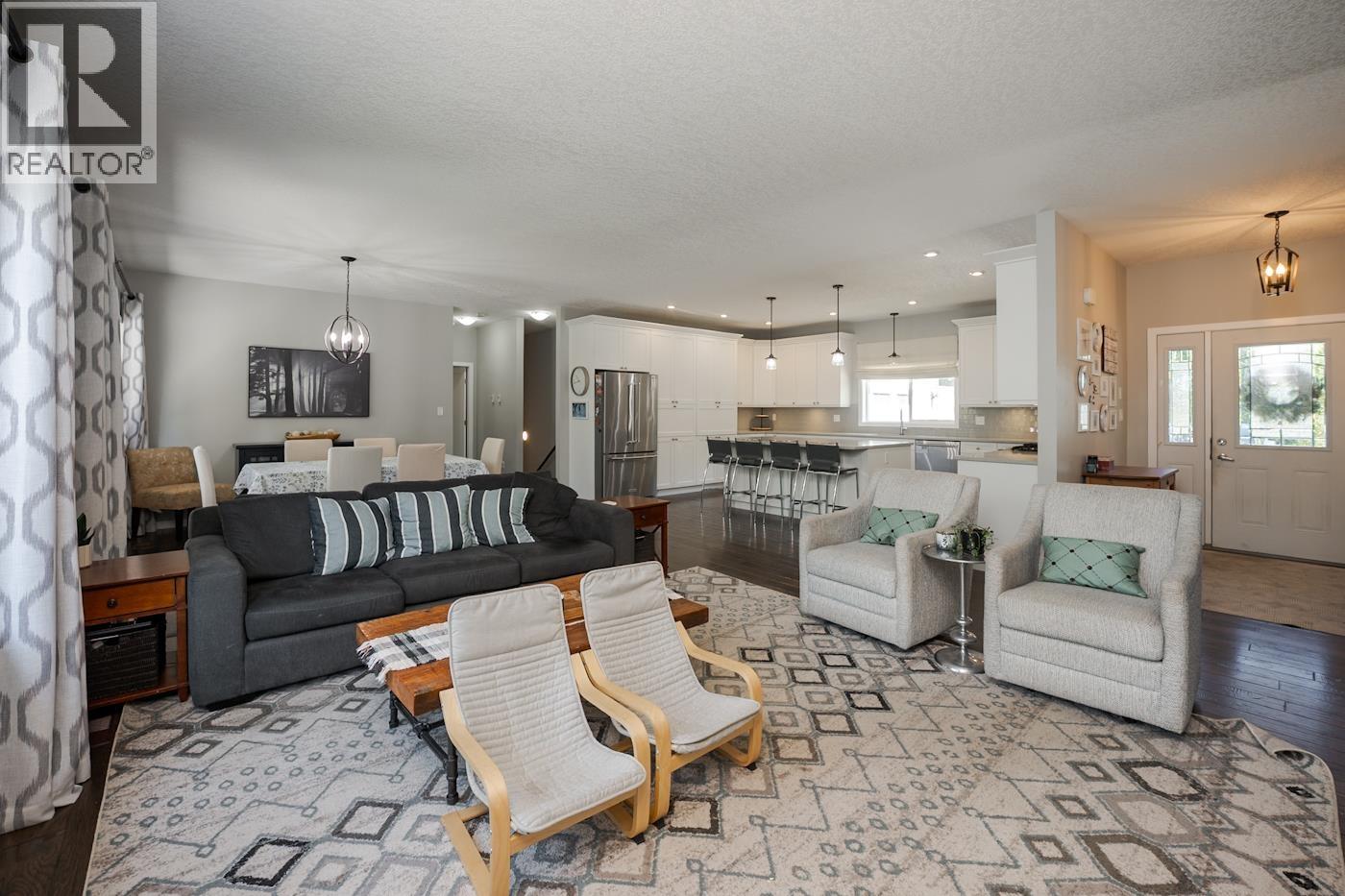 8615 ROBSON ROAD - Image 13