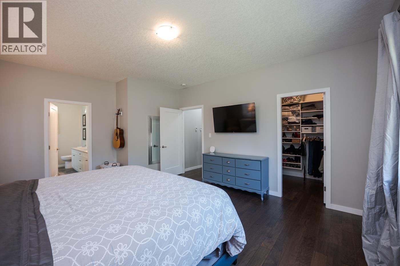 8615 ROBSON ROAD - Image 14