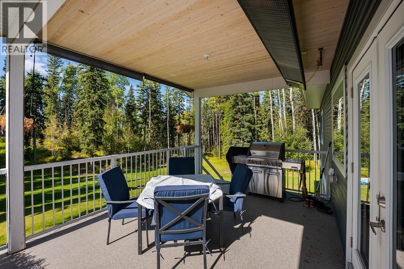 8615 ROBSON ROAD - 29