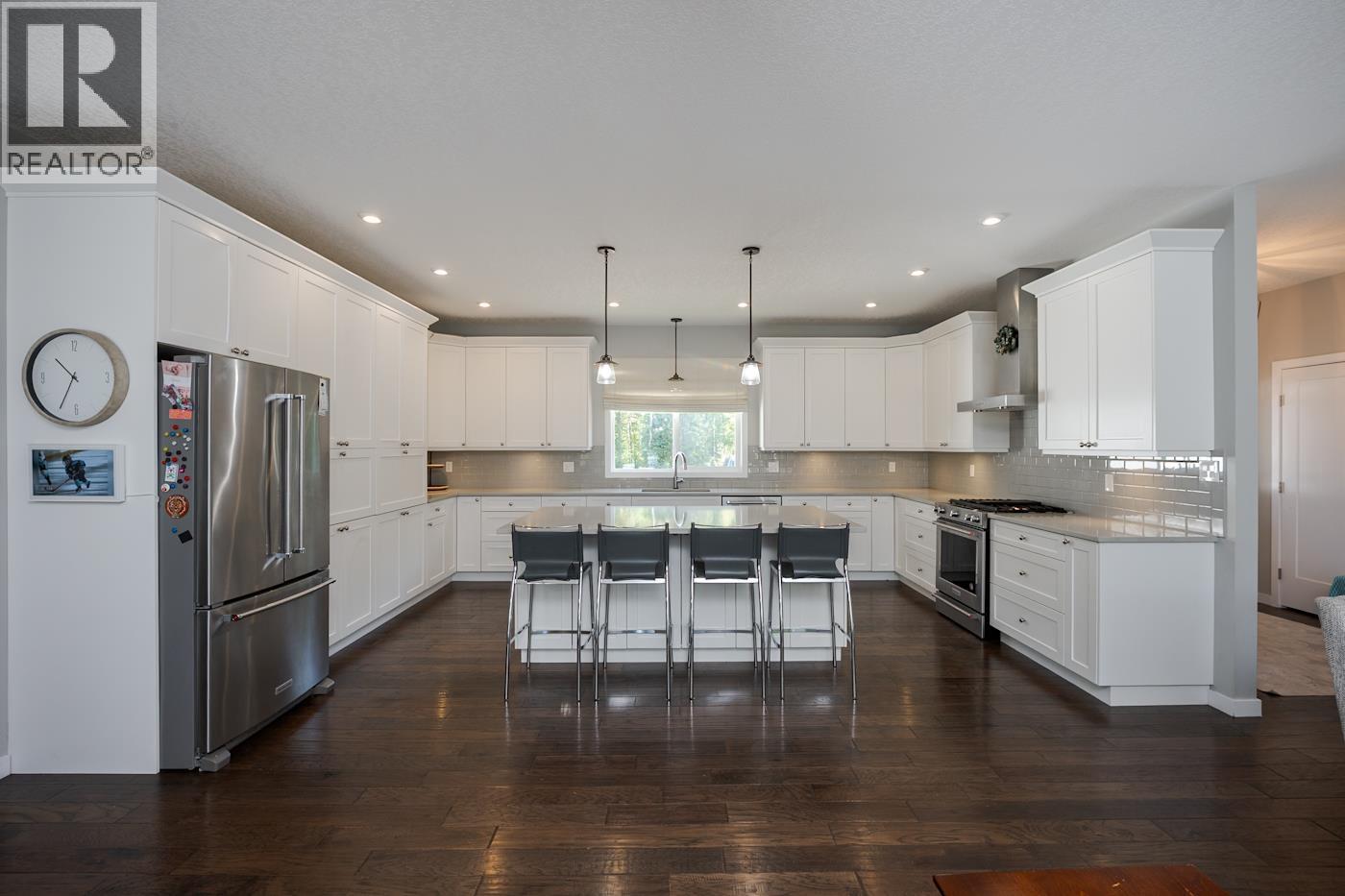 8615 ROBSON ROAD - Image 8