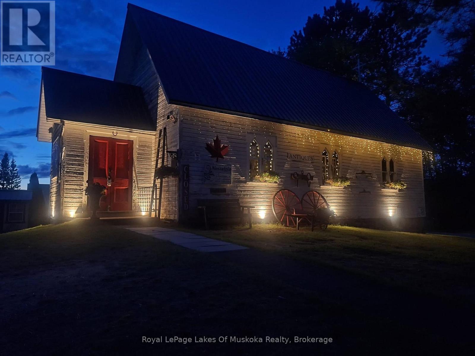 14 Rain Lake Road East — photo 43