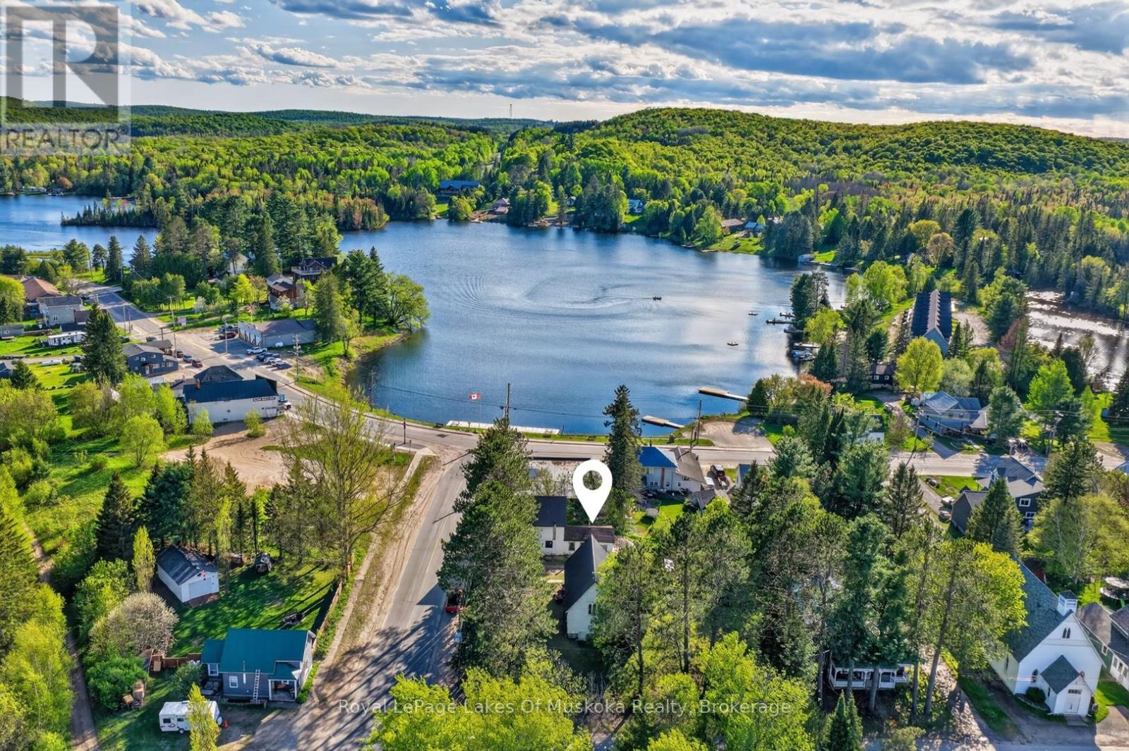 14 Rain Lake Road East — photo 37