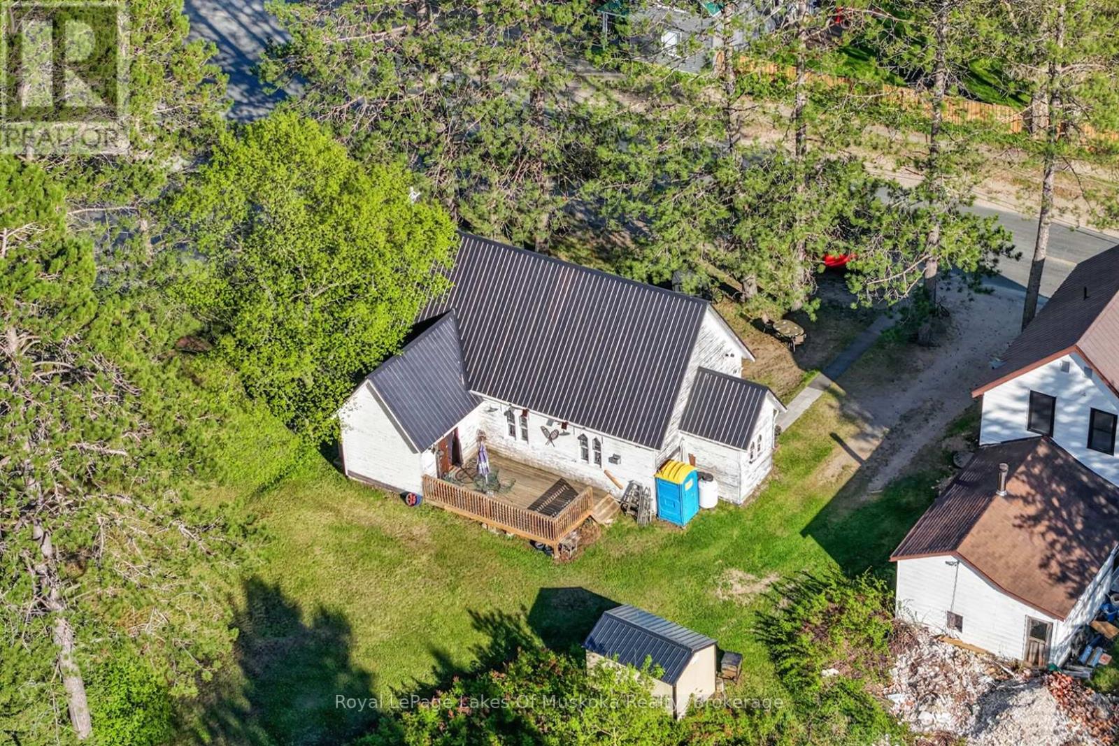 14 Rain Lake Road East — photo 46