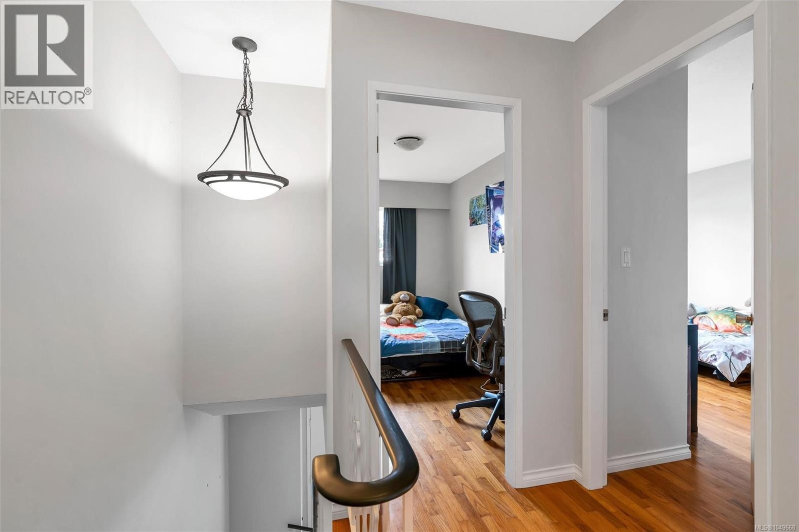 1725/1727 Ashdale Pl - 17