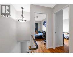 Bathroom - 1725/1727 Ashdale Pl, Saanich, BC V8N1P1 Photo 17
