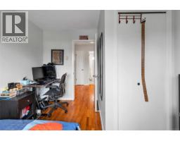1725/1727 Ashdale Pl, Saanich, BC V8N1P1 Photo 22