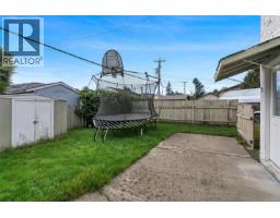 1725/1727 Ashdale Pl, Saanich, BC V8N1P1 Photo 50