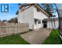 1725/1727 Ashdale Pl, Saanich, BC V8N1P1 Photo 52