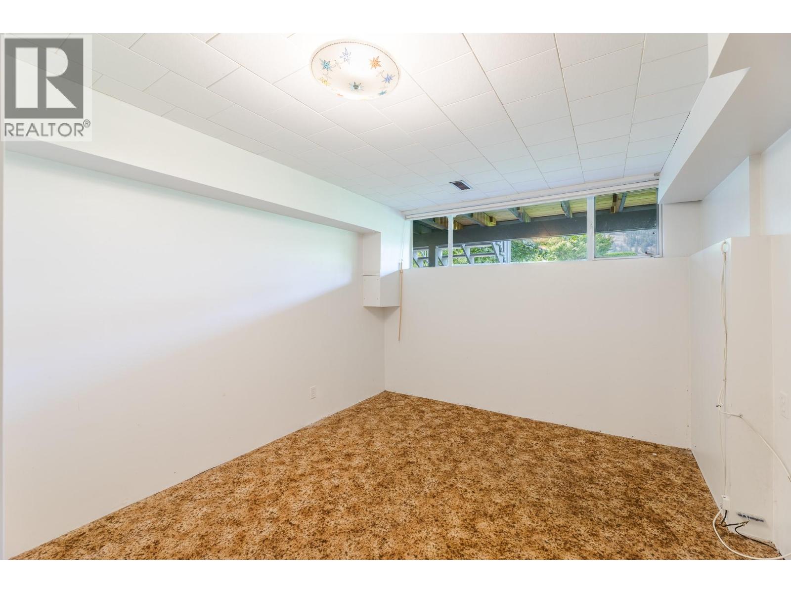 11121 Scott Street Unit# 10, Summerland