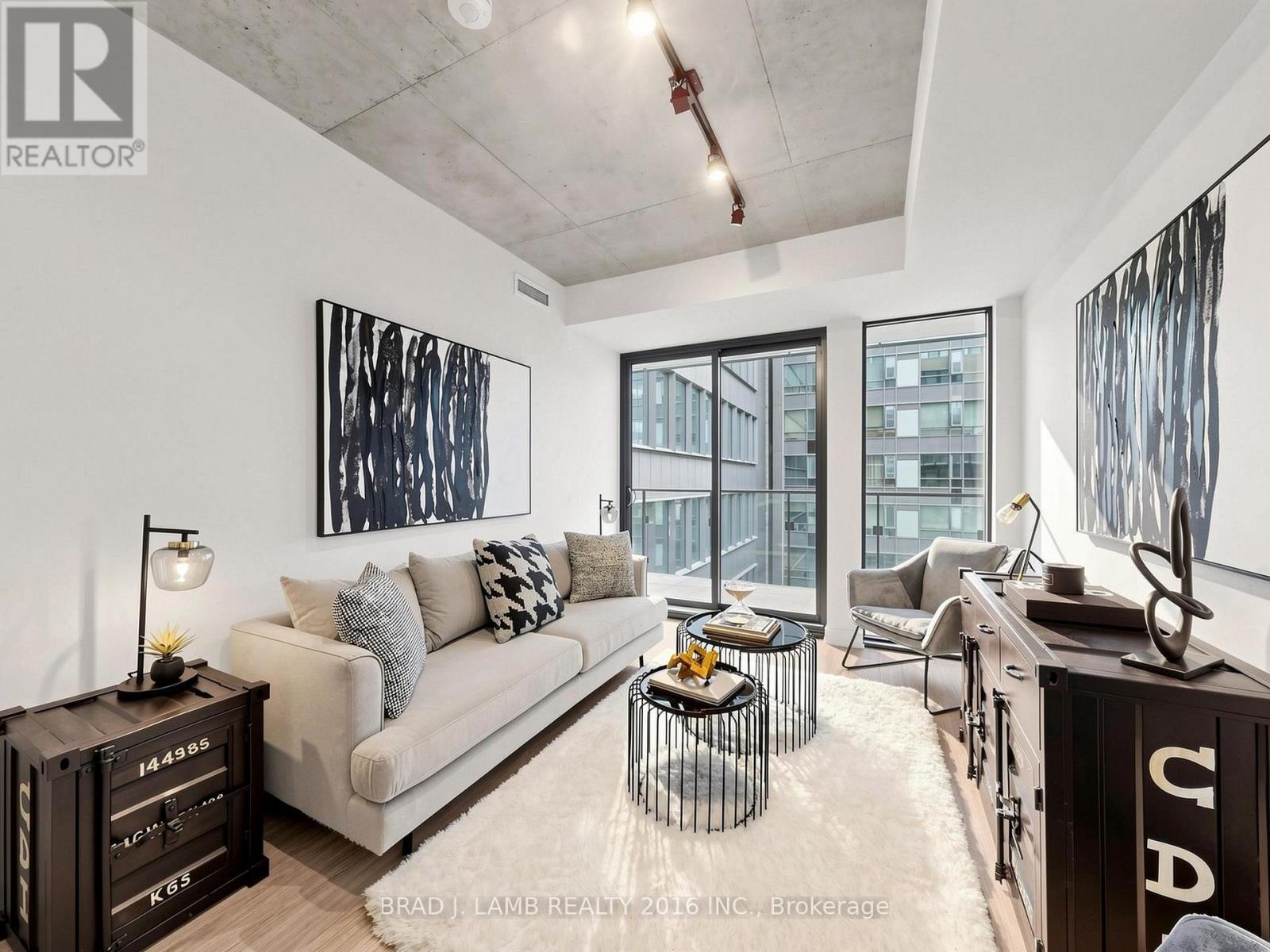 #505 284 KING STREET E - 2