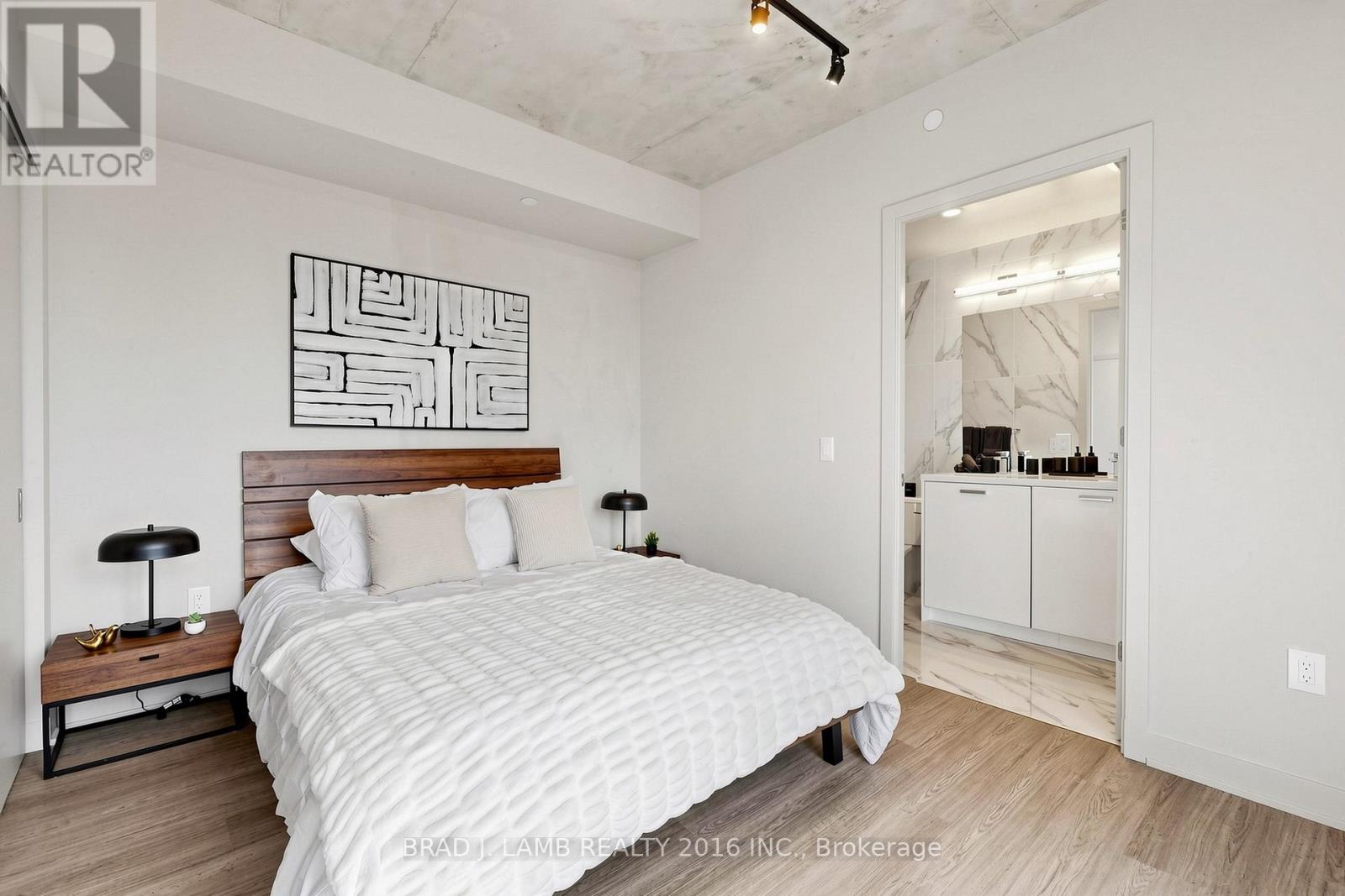 #2903 284 KING STREET E - 14
