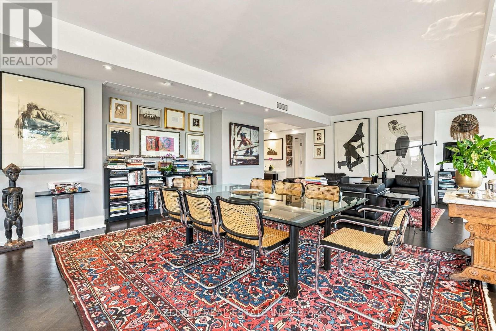 #605 4 LOWTHER AVENUE - 13