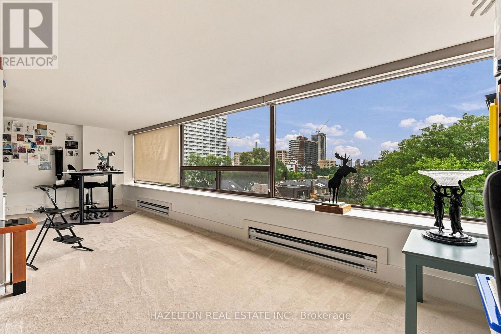#605 4 LOWTHER AVENUE - Image 39