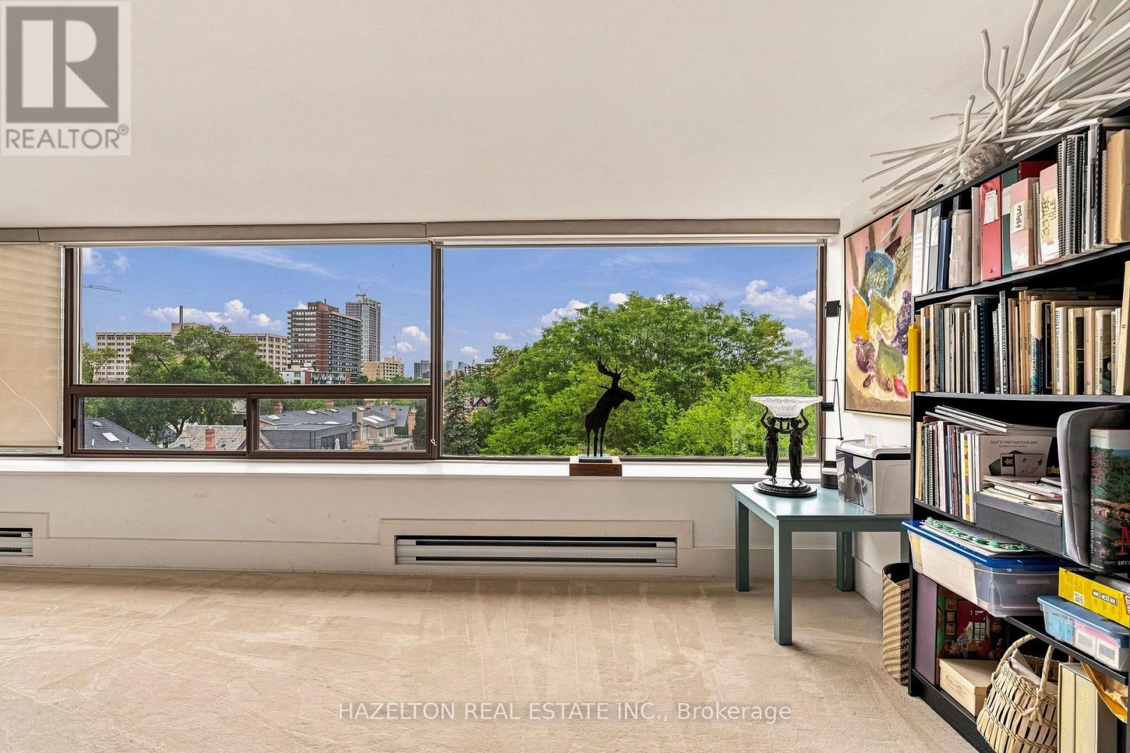 #605 4 LOWTHER AVENUE - Image 40