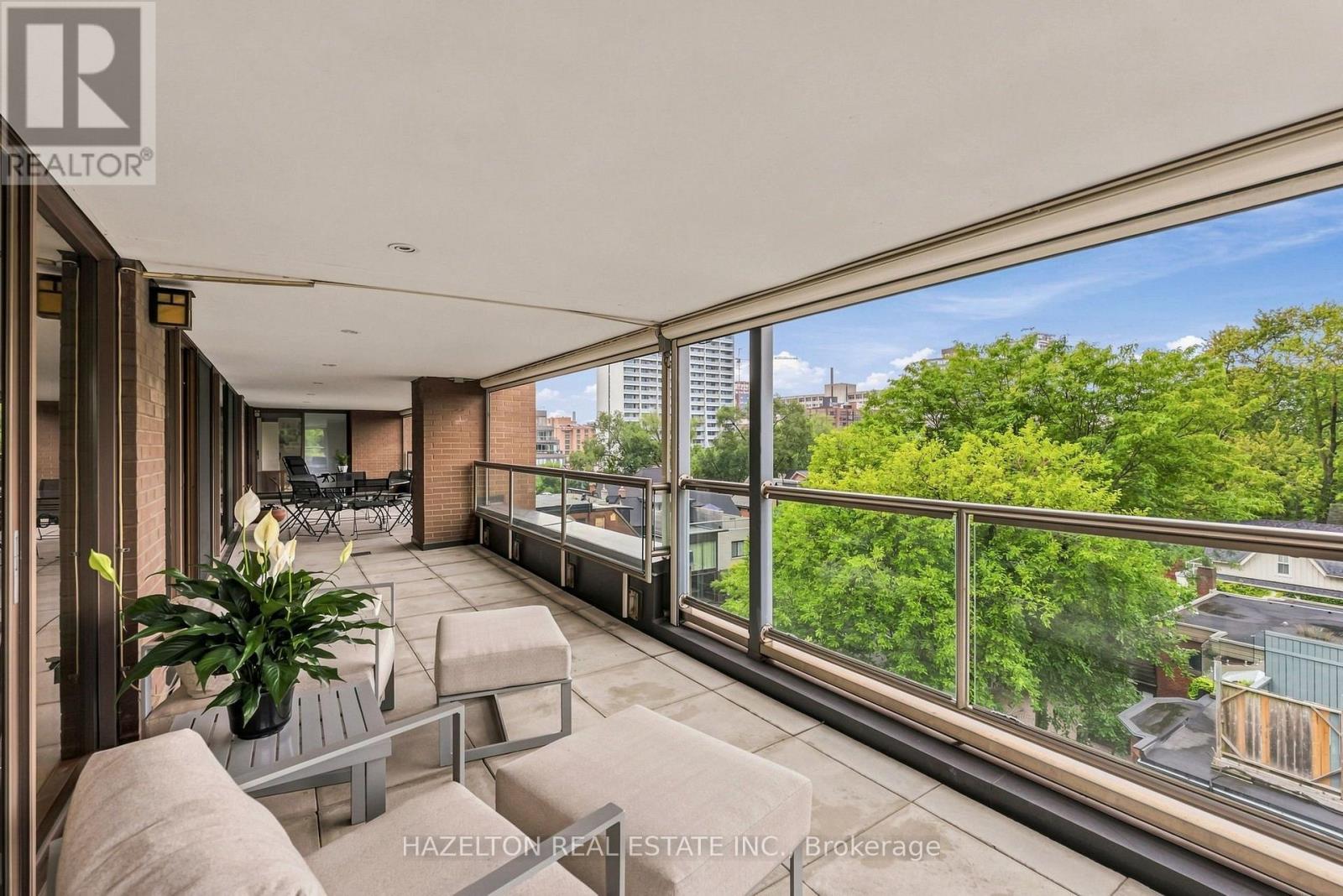 #605 4 LOWTHER AVENUE - Image 45
